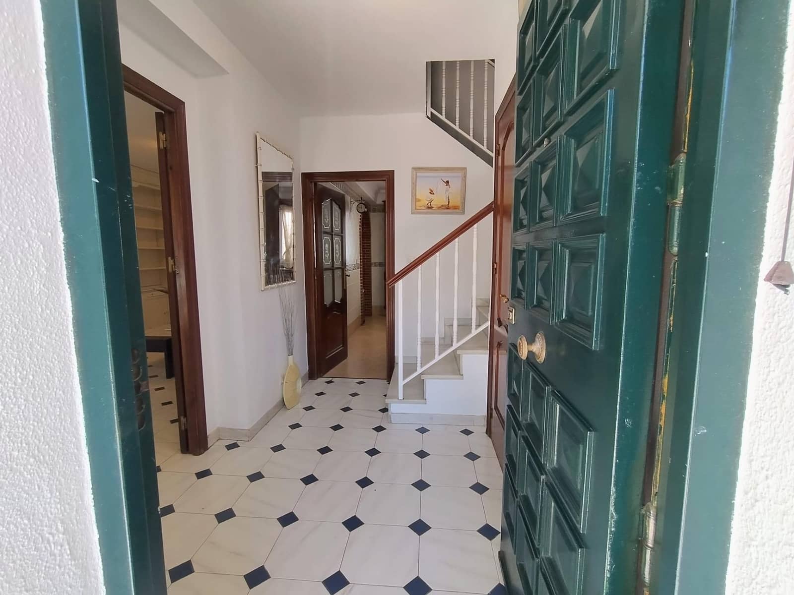 4 bedroom Terraced Villa for rent in Fuengirola - € 1,600 (Ref: 10102757)