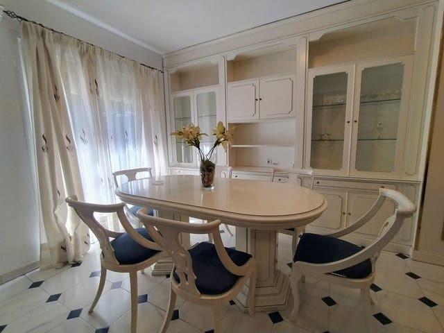 4 sypialnia Dom szeregowy do wynajęcia w Fuengirola - 1 600 € (Ref: 10102757)