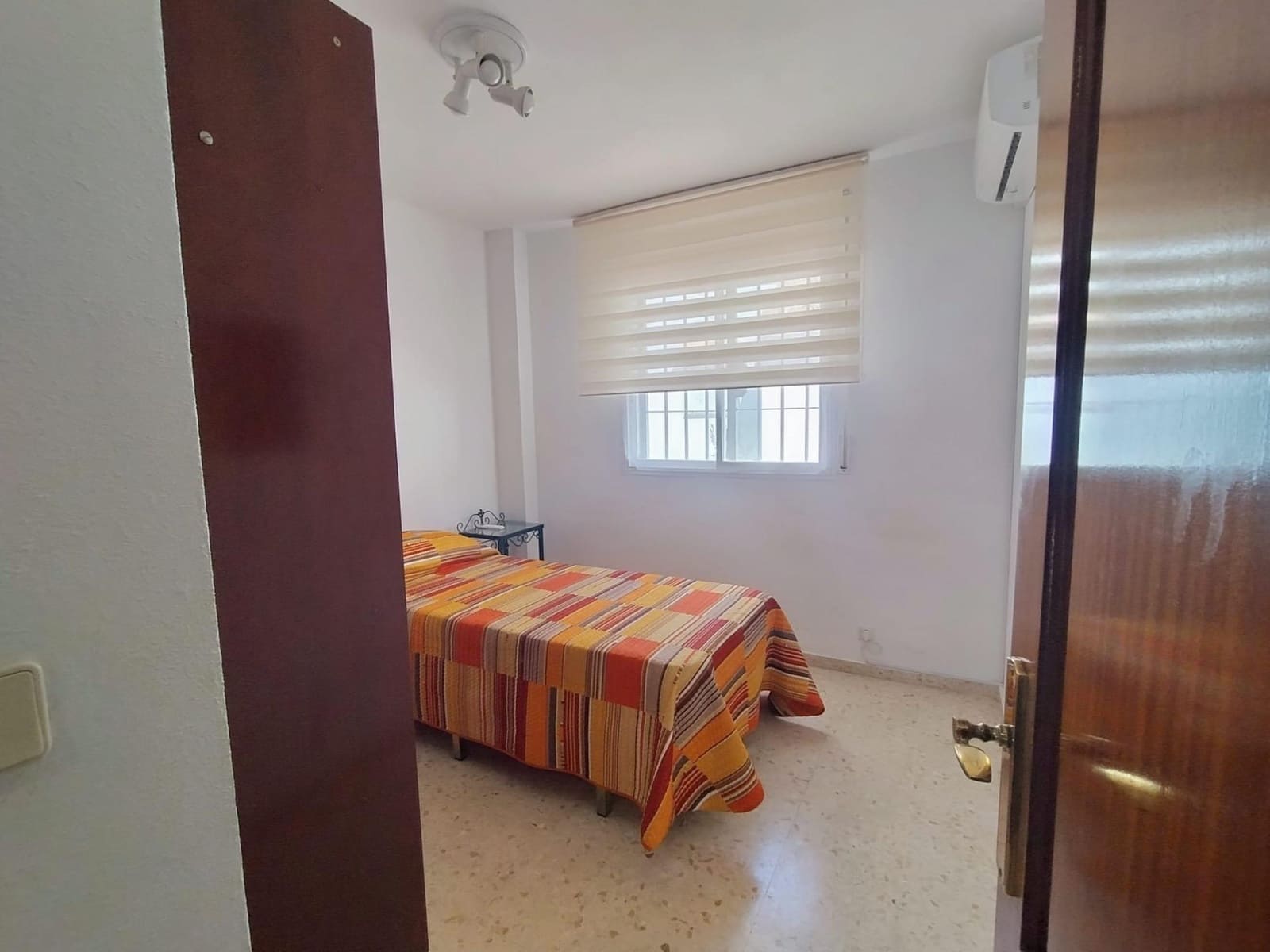 4 bedroom Terraced Villa for rent in Fuengirola - € 1,600 (Ref: 10102757)