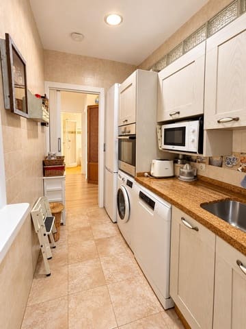 Apartamento de 4 habitaciones en Fuengirola en alquiler - 1.400 € (Ref: 10109790)