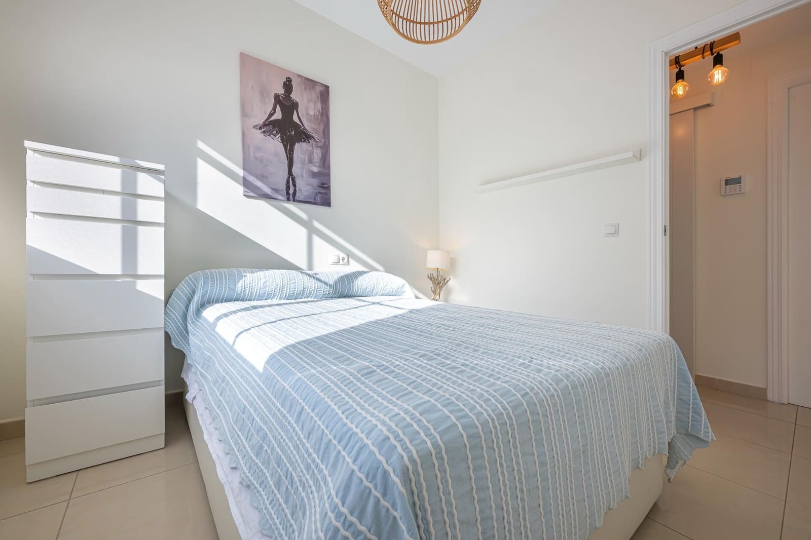 3 bedroom Apartment for rent in Fuengirola - € 1,600 (Ref: 10115755)
