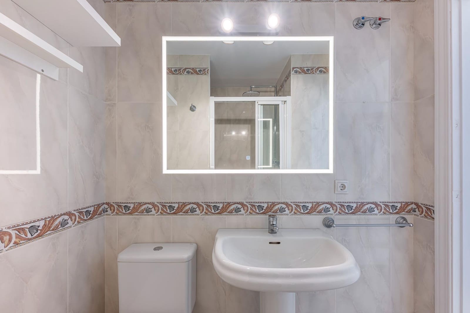 3 bedroom Apartment for rent in Fuengirola - € 1,600 (Ref: 10115755)