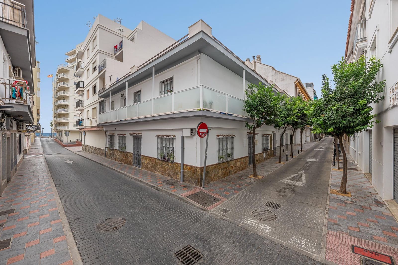 3 bedroom Apartment for rent in Fuengirola - € 1,600 (Ref: 10115755)