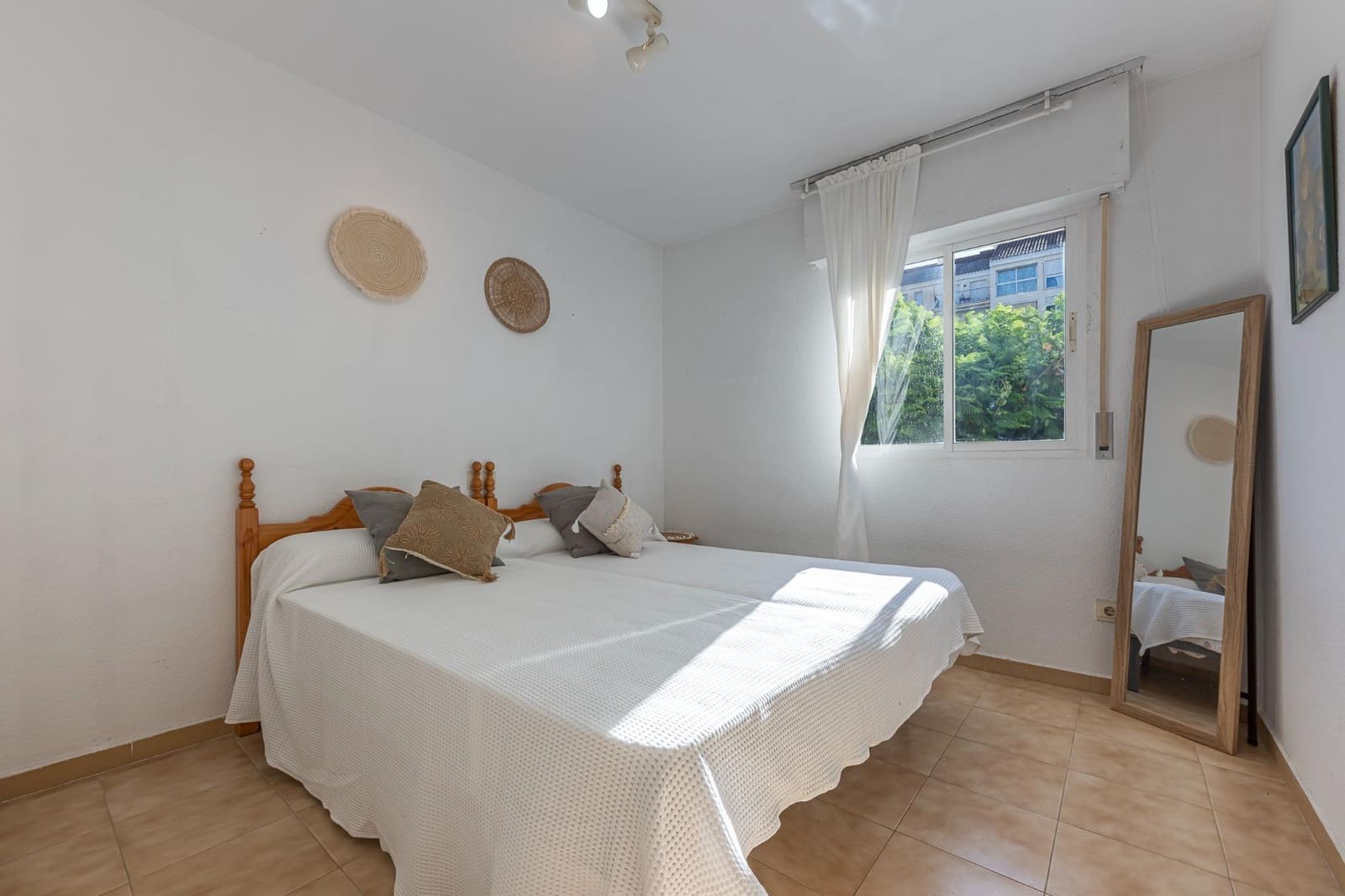 4 makuuhuone Asunto myytävänä paikassa Fuengirola mukana uima-altaan - 409 000 € (Ref: 10120013)