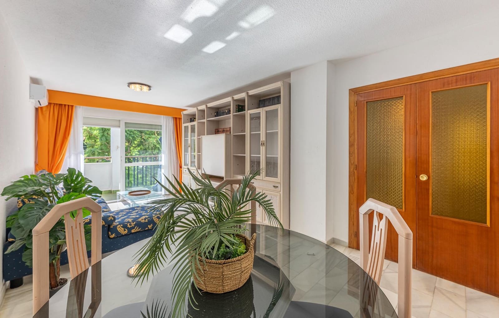 4 makuuhuone Asunto myytävänä paikassa Fuengirola mukana uima-altaan - 409 000 € (Ref: 10120013)