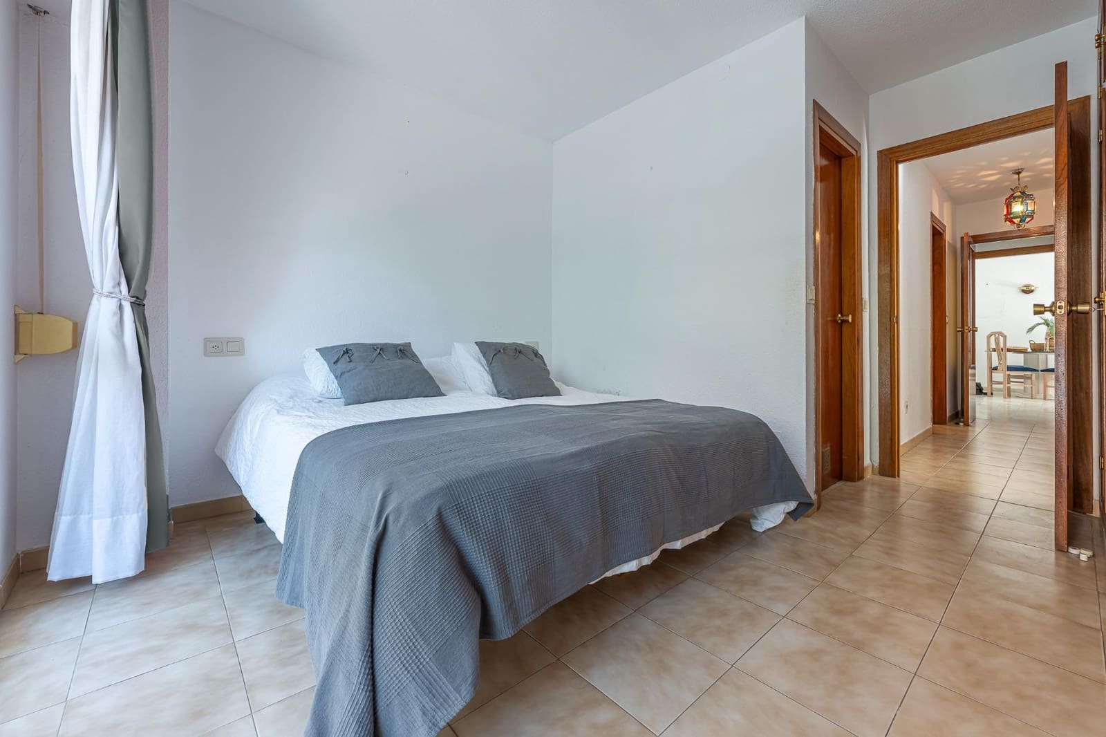 4 makuuhuone Asunto myytävänä paikassa Fuengirola mukana uima-altaan - 409 000 € (Ref: 10120013)