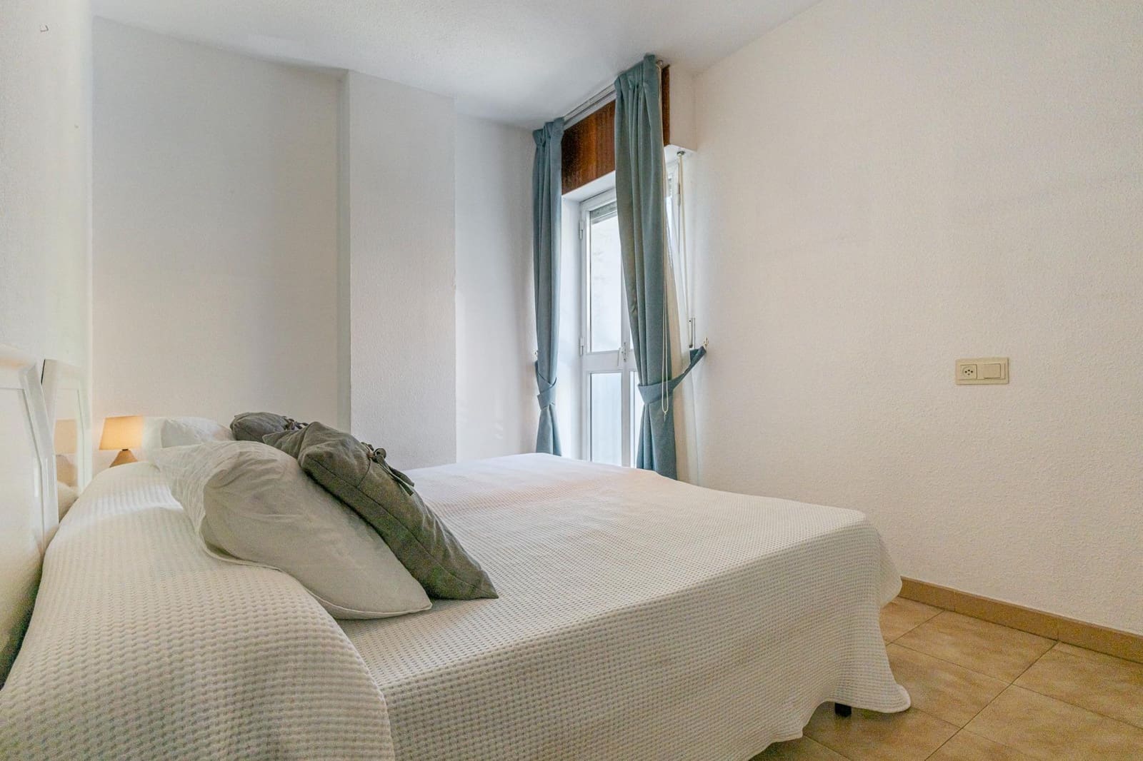 4 makuuhuone Asunto myytävänä paikassa Fuengirola mukana uima-altaan - 409 000 € (Ref: 10120013)