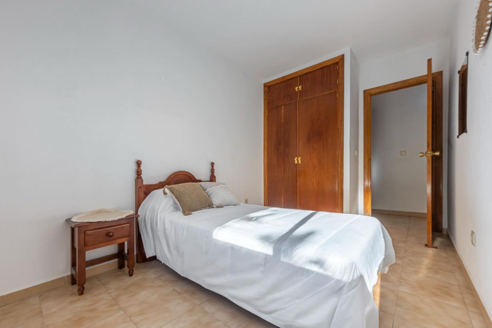 4 makuuhuone Asunto myytävänä paikassa Fuengirola mukana uima-altaan - 409 000 € (Ref: 10120013)