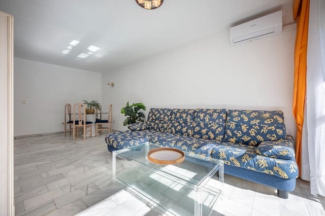 4 makuuhuone Asunto myytävänä paikassa Fuengirola mukana uima-altaan - 409 000 € (Ref: 10120013)