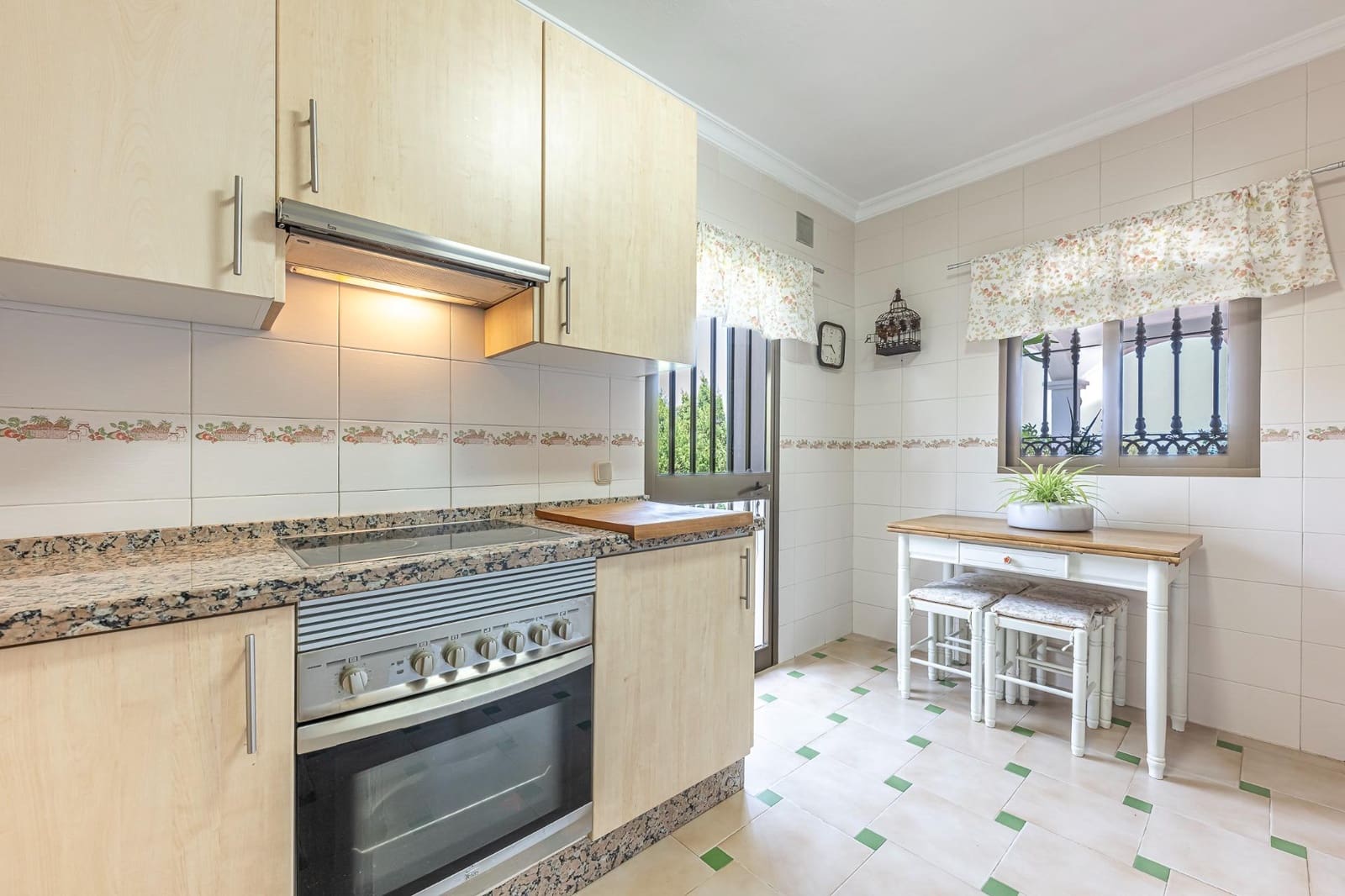 8 soverom Leilighet til salgs i Mijas med garasje - € 719 000 (Ref: 10129679)