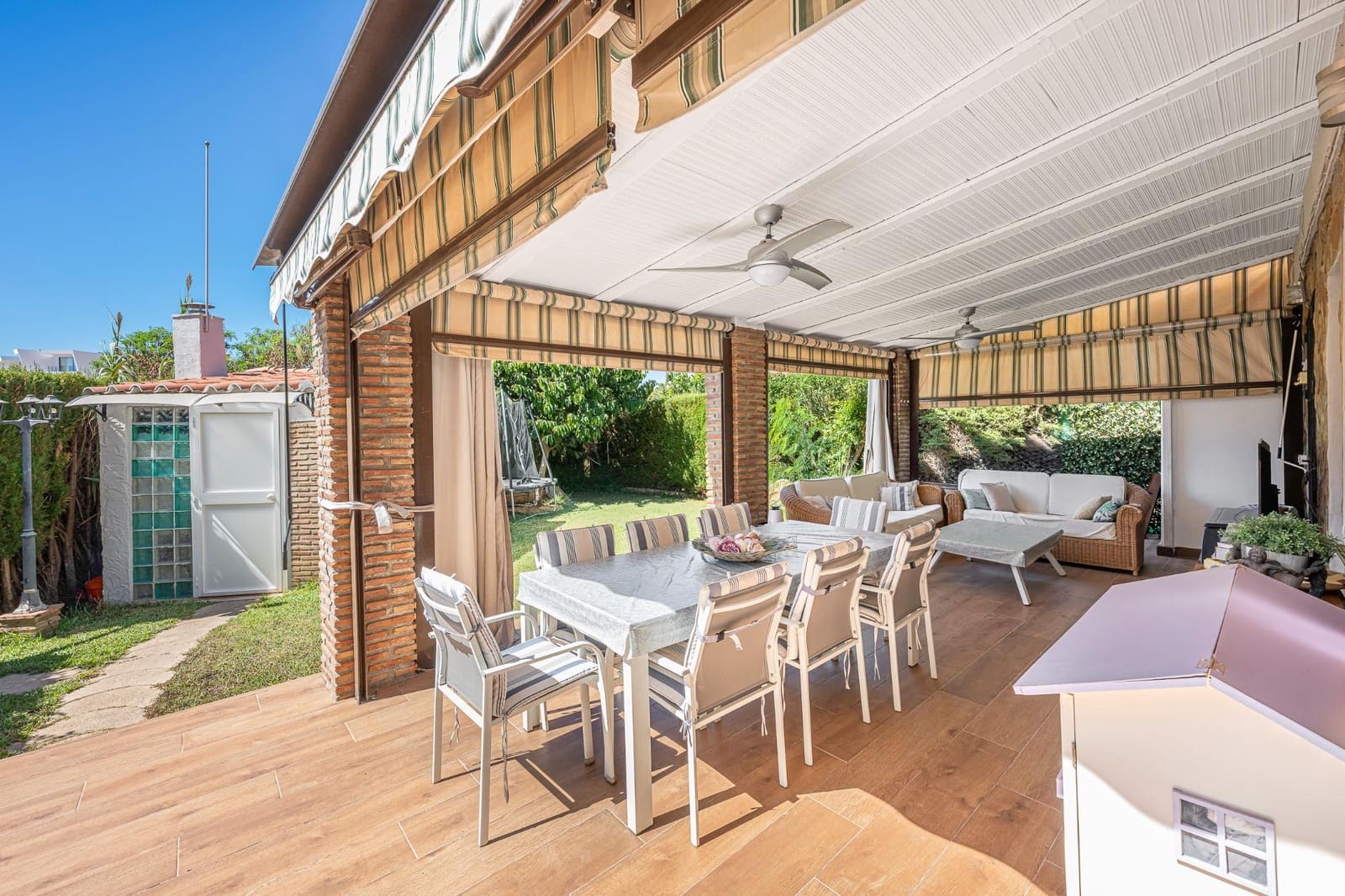 6 sovrum Semi-fristående Villa till salu i El Coto med pool garage - 790 000 € (Ref: 10129681)