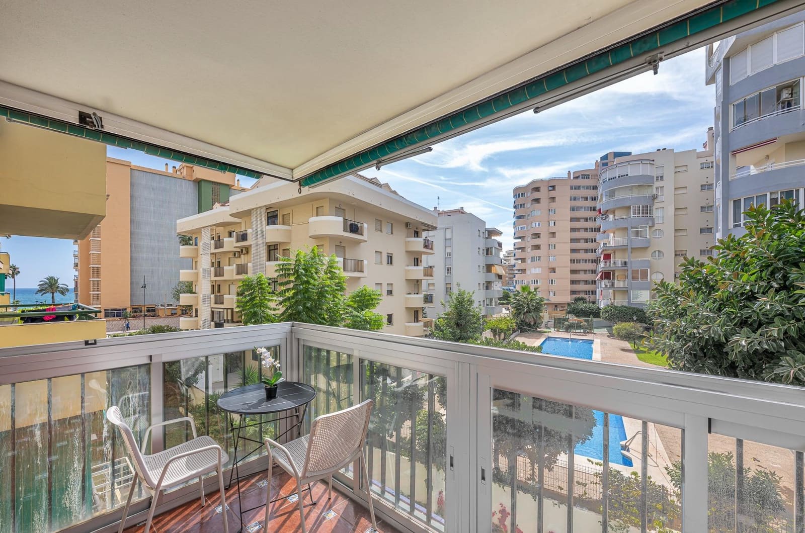 2 soveværelse Lejlighed til salg i Fuengirola med swimmingpool garage - € 365.000 (Ref: 10155364)