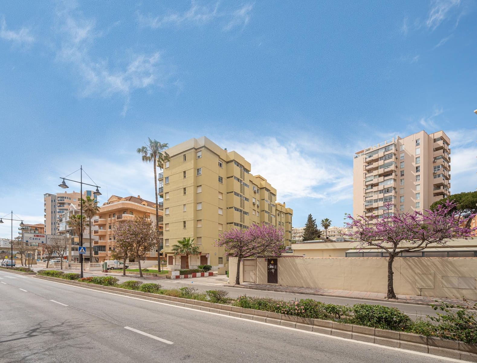 2 soveværelse Lejlighed til salg i Fuengirola med swimmingpool garage - € 365.000 (Ref: 10155364)