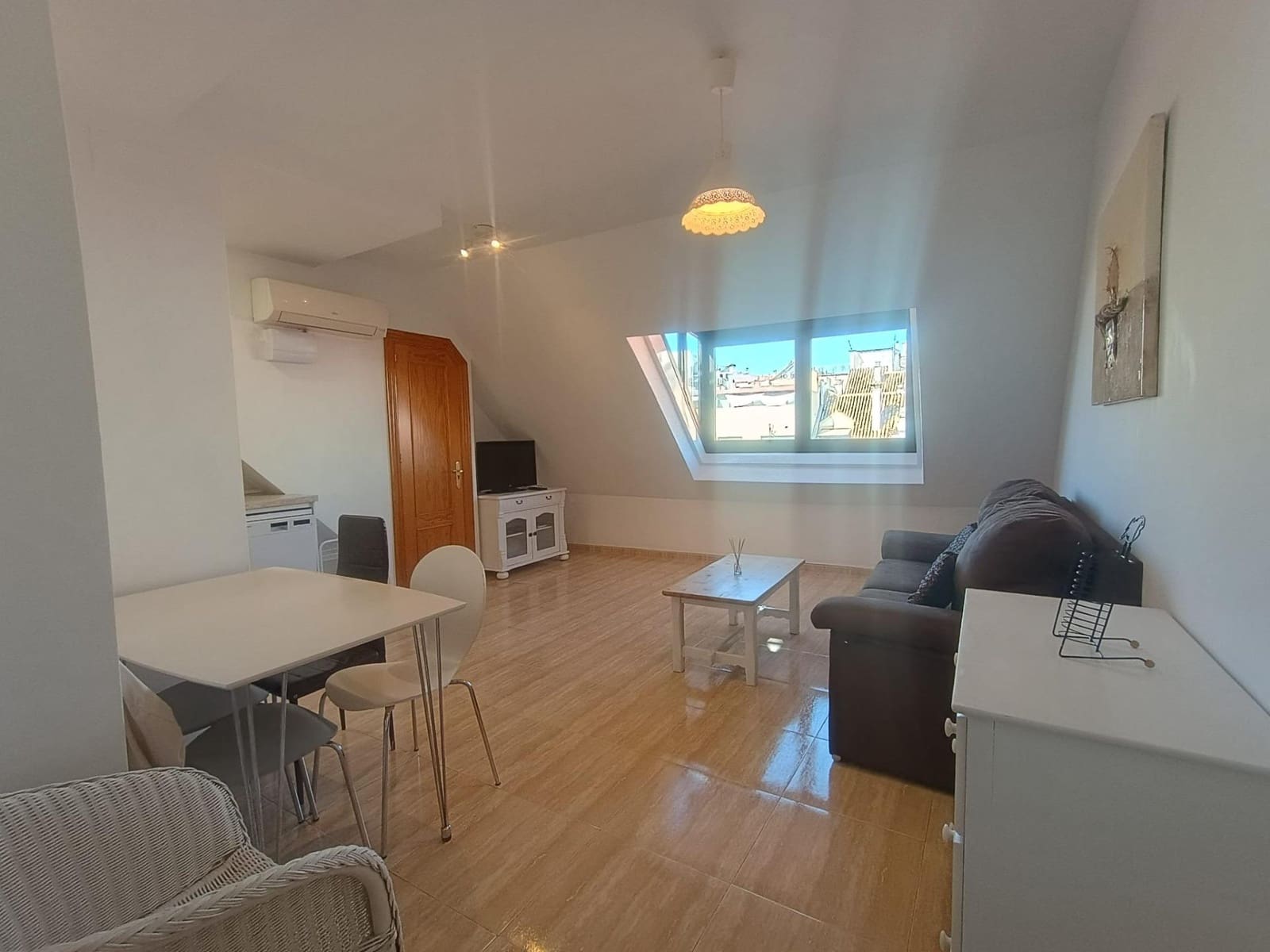 2 slaapkamer Flat te huur in Fuengirola - € 1.100 (Ref: 10177310)