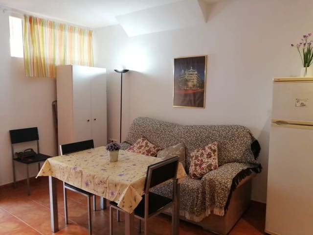1 soveværelse Lejlighed til leje i Fuengirola - € 900 (Ref: 5834660)