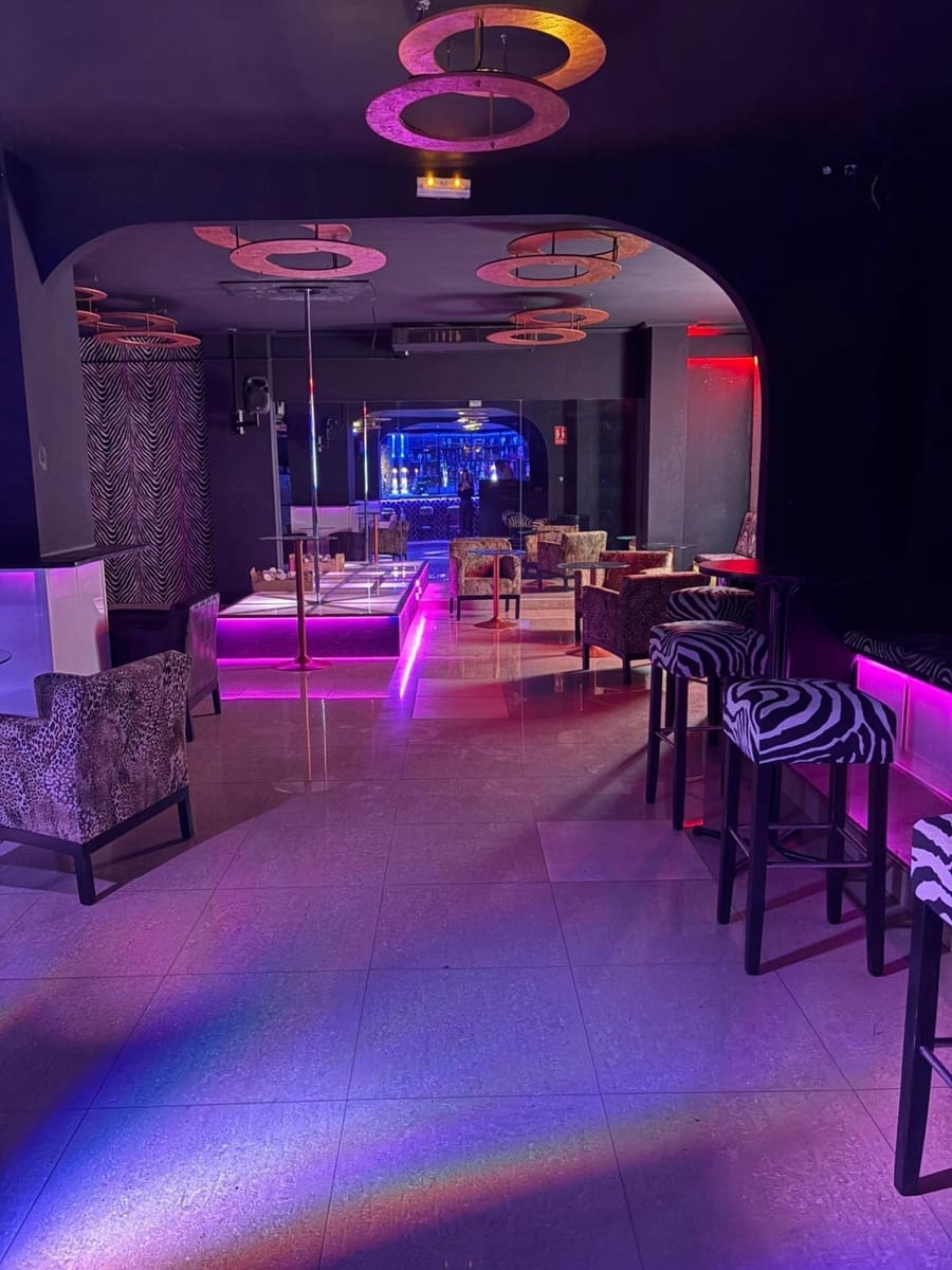 Local Comercial en Fuengirola en alquiler - 2.500 € (Ref: 6178642)