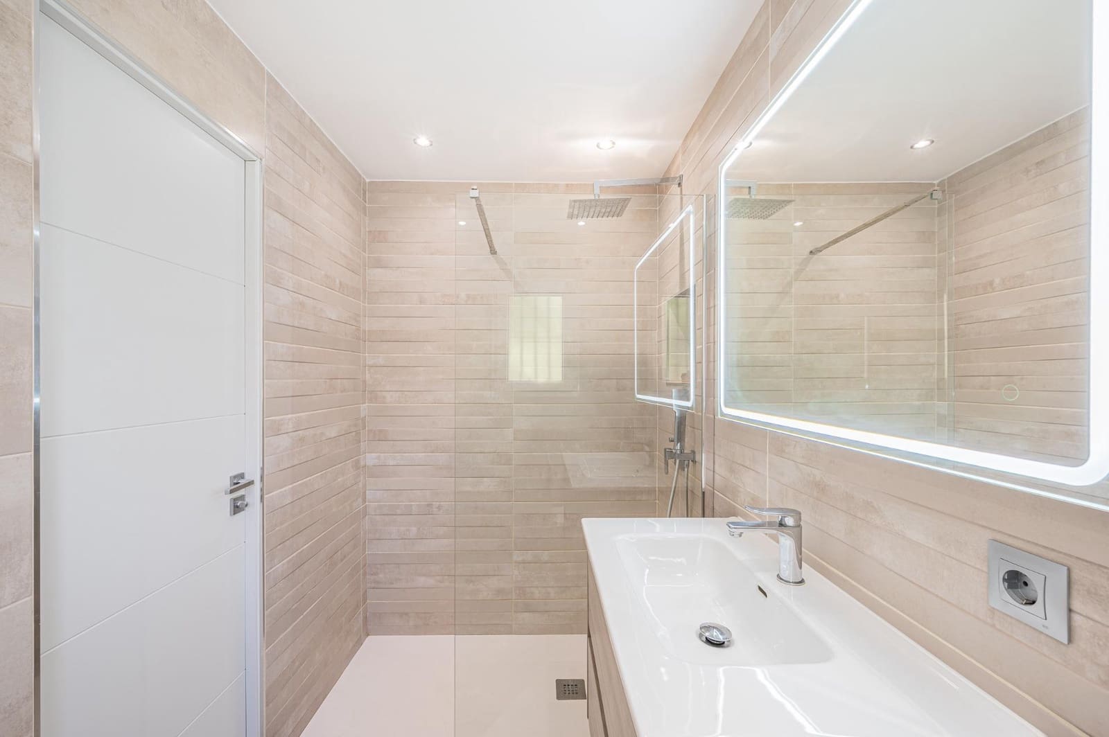 3 soveværelse Rækkehus til salg i Fuengirola med swimmingpool - € 525.000 (Ref: 7438480)