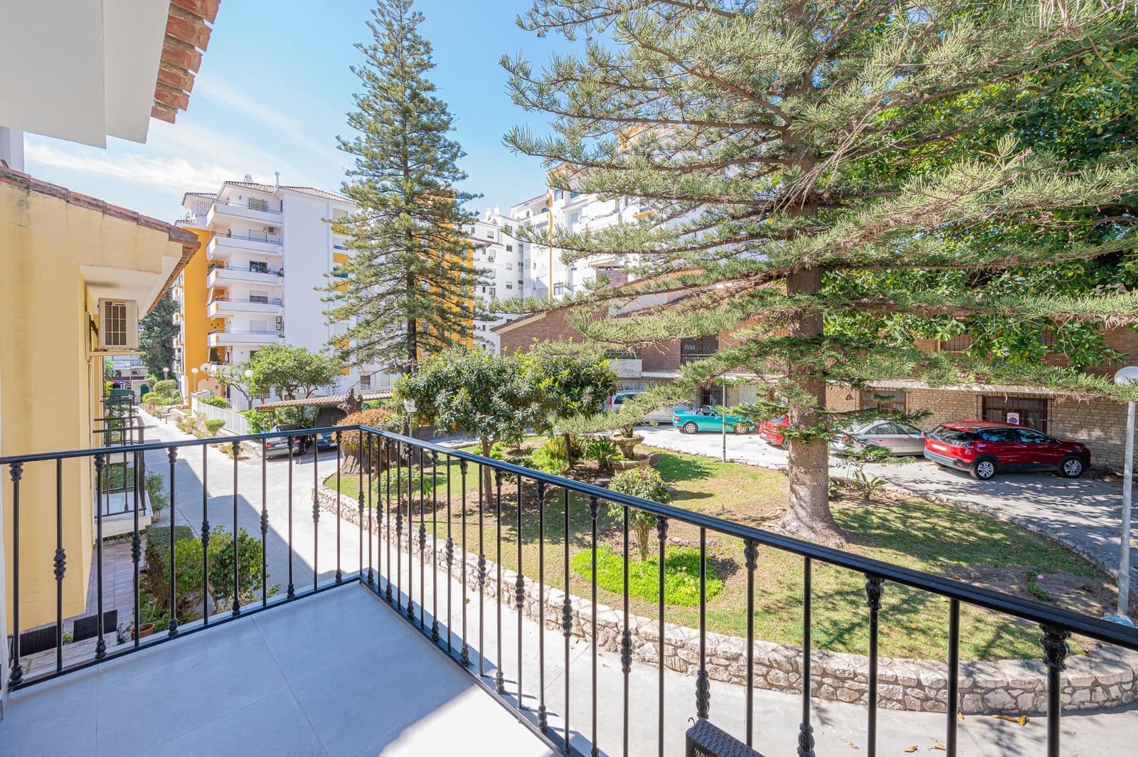 3 soveværelse Rækkehus til salg i Fuengirola med swimmingpool - € 525.000 (Ref: 7438480)