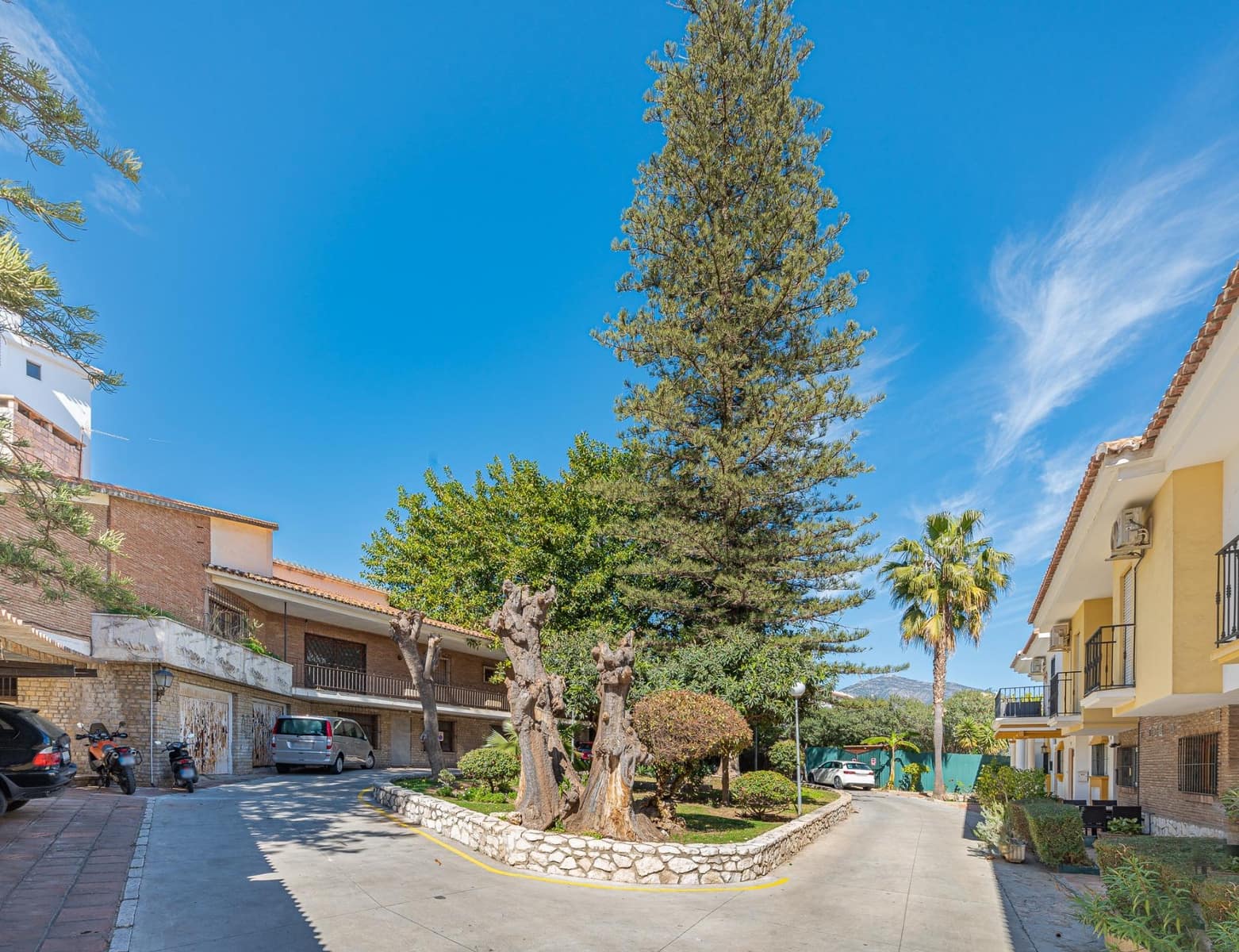 3 soveværelse Rækkehus til salg i Fuengirola med swimmingpool - € 525.000 (Ref: 7438480)