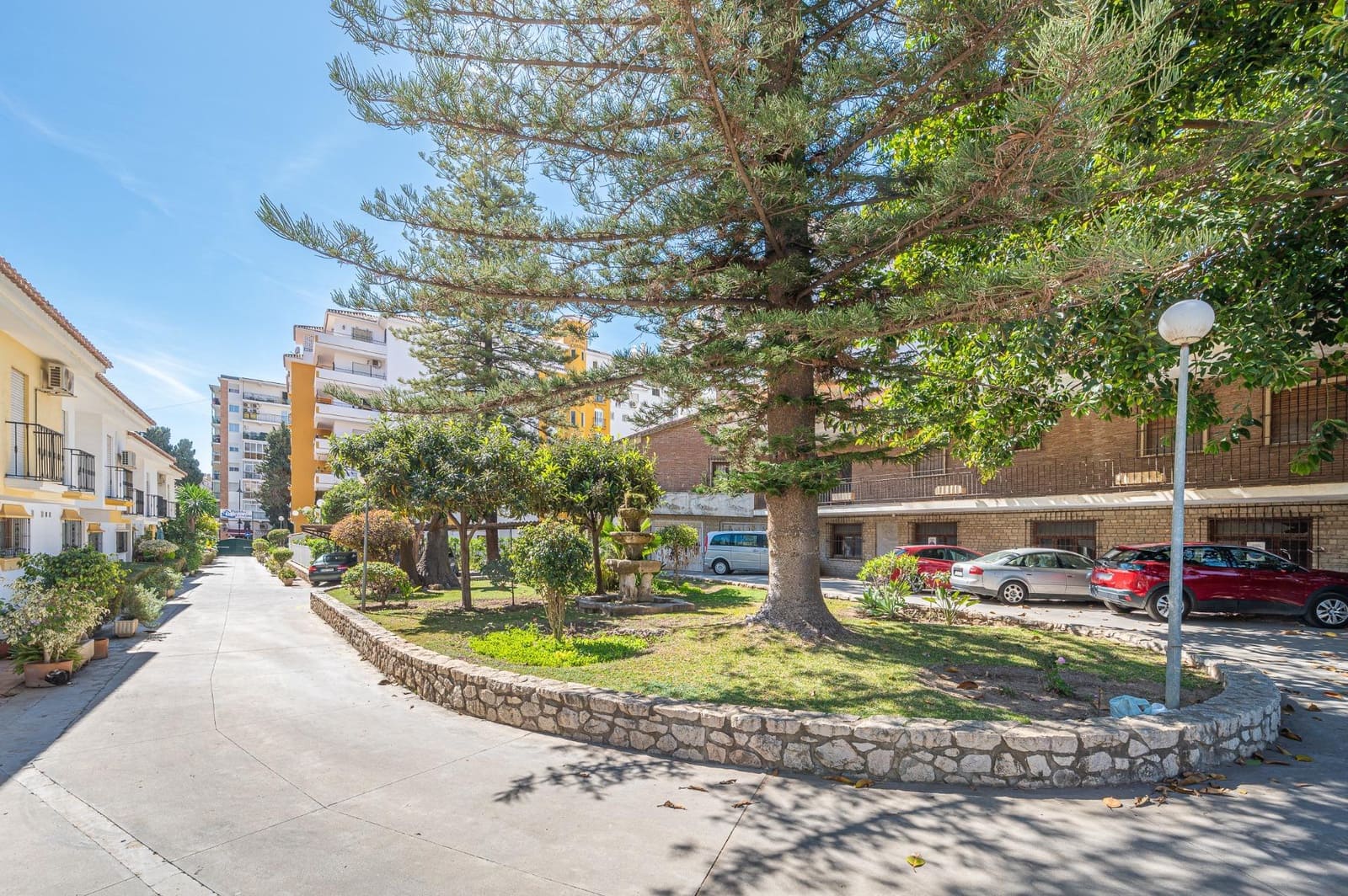3 soveværelse Rækkehus til salg i Fuengirola med swimmingpool - € 525.000 (Ref: 7438480)
