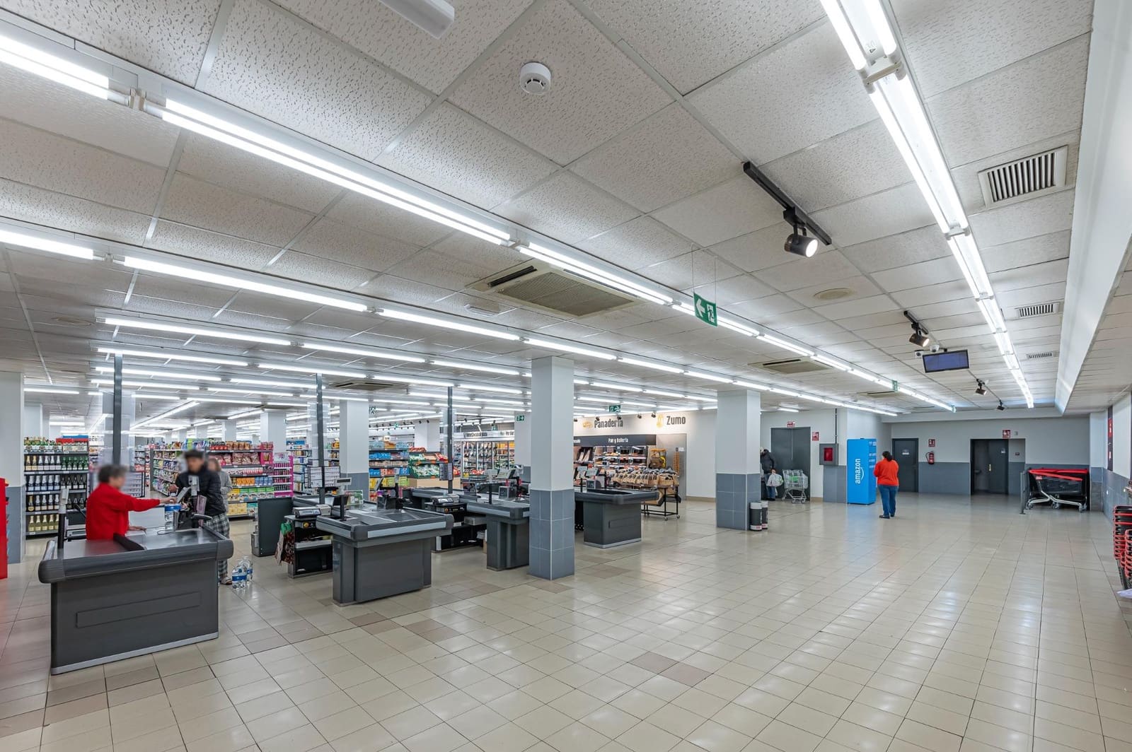 Kommersiell til salgs i Fuengirola med garasje - € 4 500 000 (Ref: 8138834)