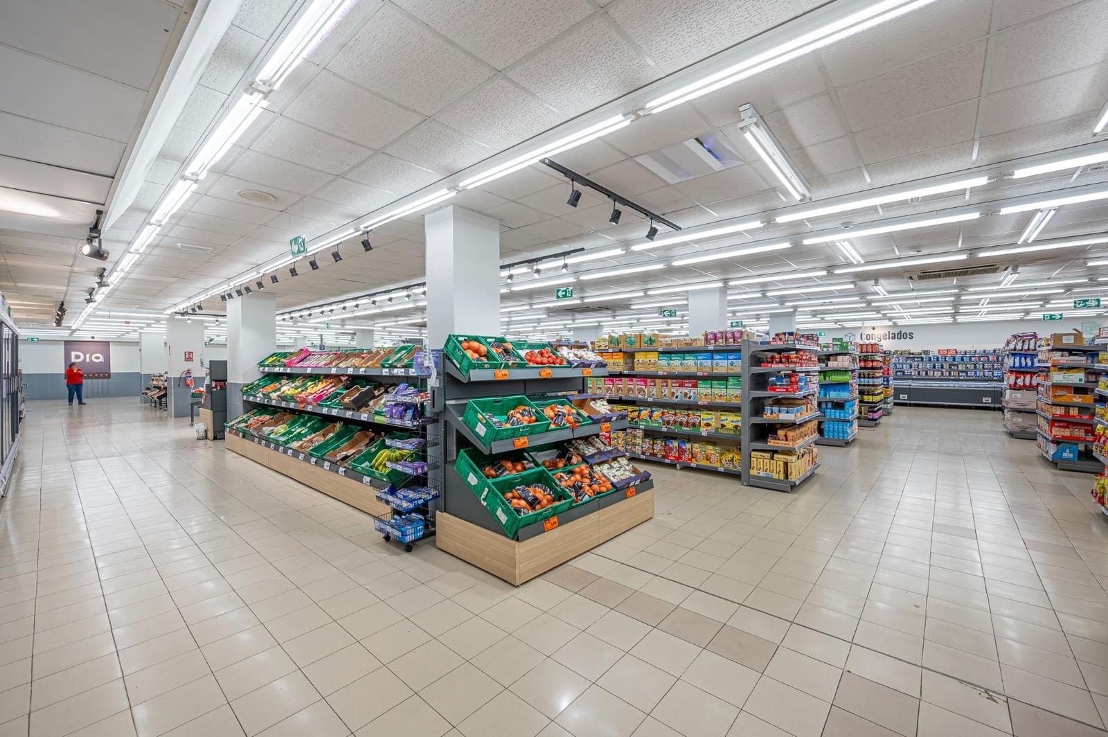 Local Commercial à vendre à Fuengirola avec garage - 4 200 000 € (Ref: 8138834)
