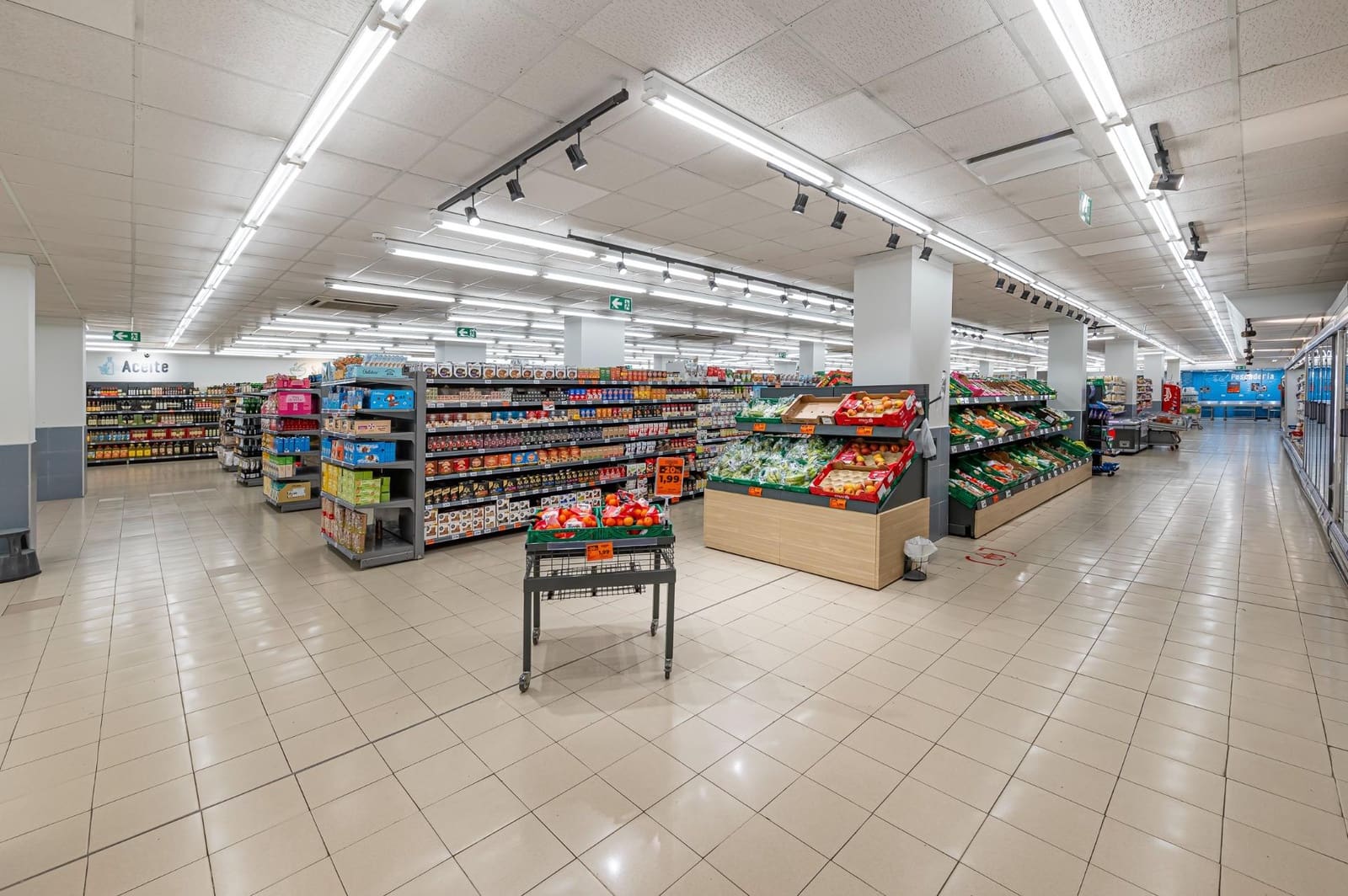 Local Commercial à vendre à Fuengirola avec garage - 4 200 000 € (Ref: 8138834)