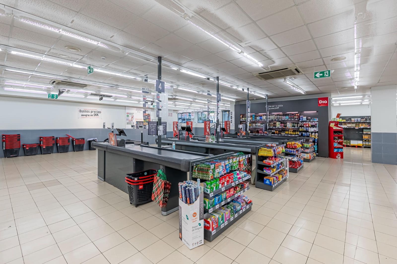 Local Commercial à vendre à Fuengirola avec garage - 4 200 000 € (Ref: 8138834)
