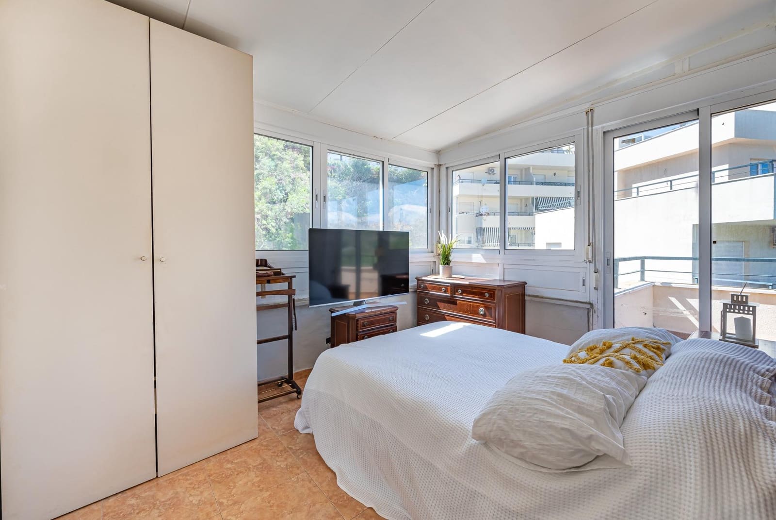 2 makuuhuone Kattohuoneisto myytävänä paikassa Calahonda mukana uima-altaan 
autotalli - 290 000 € (Ref: 8206740)