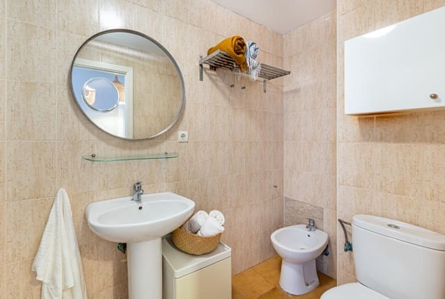 2 makuuhuone Kattohuoneisto myytävänä paikassa Calahonda, Mijas mukana uima-altaan 
autotalli - 290 000 € (Ref: 8206740)