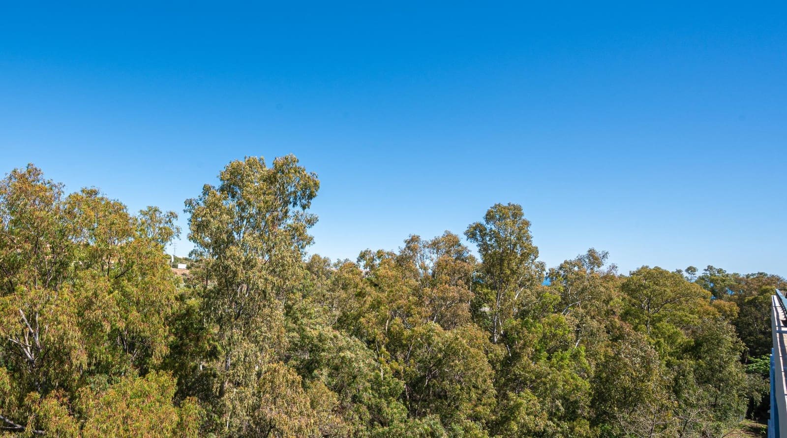 2 makuuhuone Kattohuoneisto myytävänä paikassa Calahonda mukana uima-altaan 
autotalli - 290 000 € (Ref: 8206740)