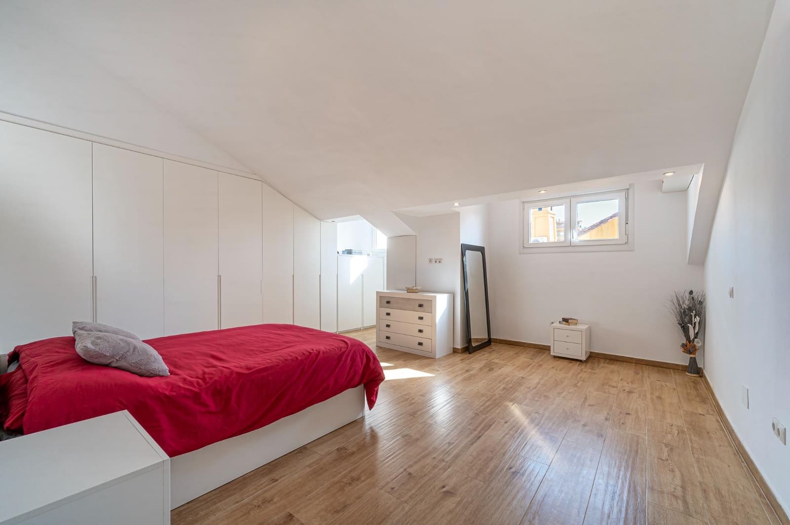 3 bedroom Terraced Villa for rent in Fuengirola with pool garage - € 2,000 (Ref: 8339704)