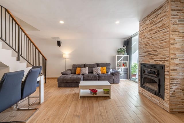 3 sovrum Radhus att hyra i Los Pacos, Fuengirola med pool garage - 2 000 € (Ref: 8339704)