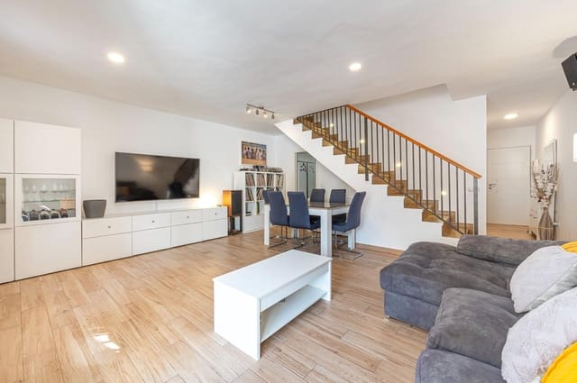 3 sovrum Radhus att hyra i Los Pacos, Fuengirola med pool garage - 2 000 € (Ref: 8339704)