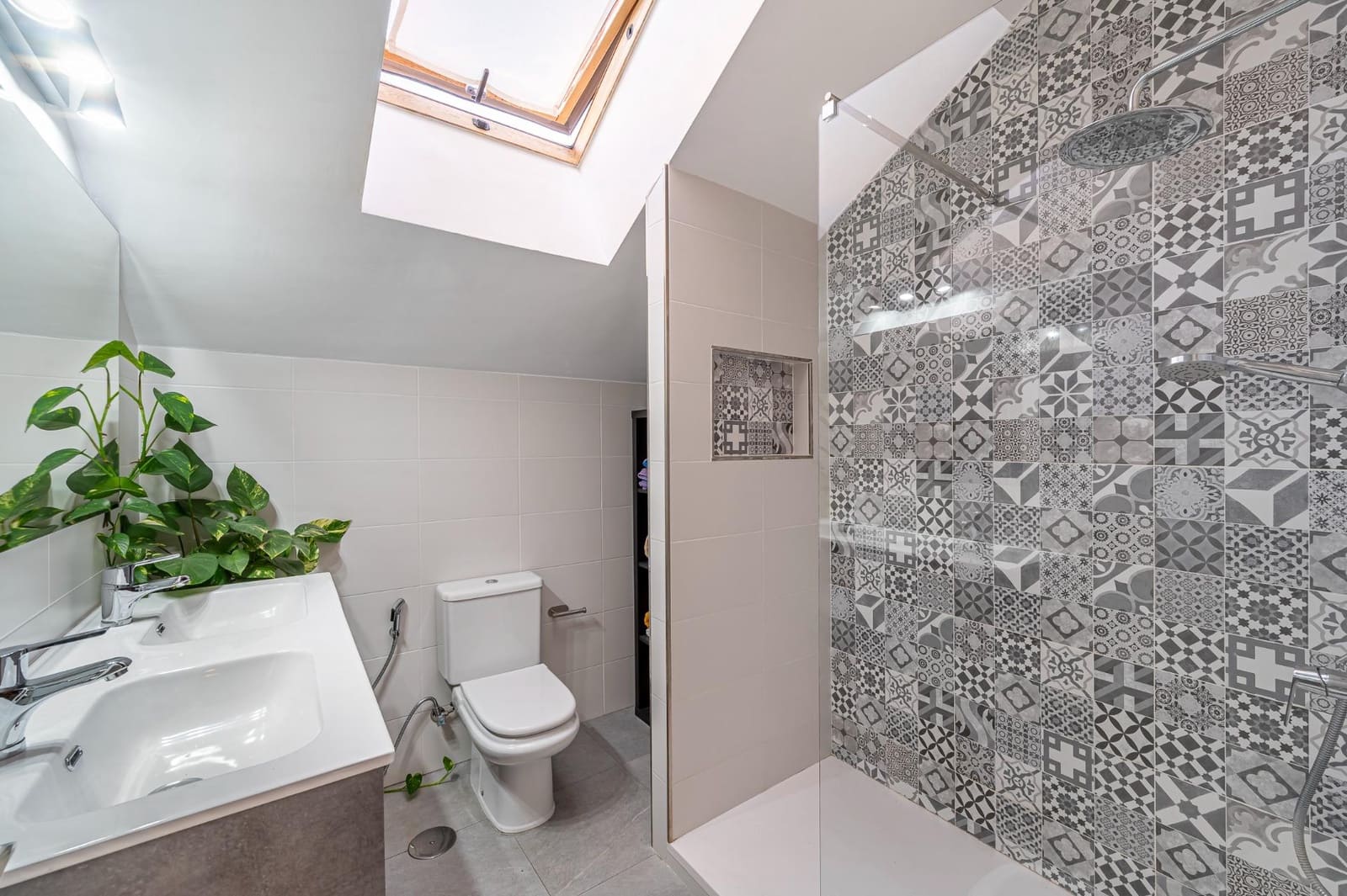 3 bedroom Terraced Villa for rent in Fuengirola with pool garage - € 2,000 (Ref: 8339704)