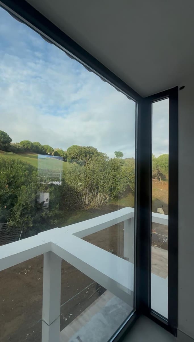 5 soverom Villa til salgs i Mijas med svømmebasseng garasje - € 1 495 000 (Ref: 8847554)