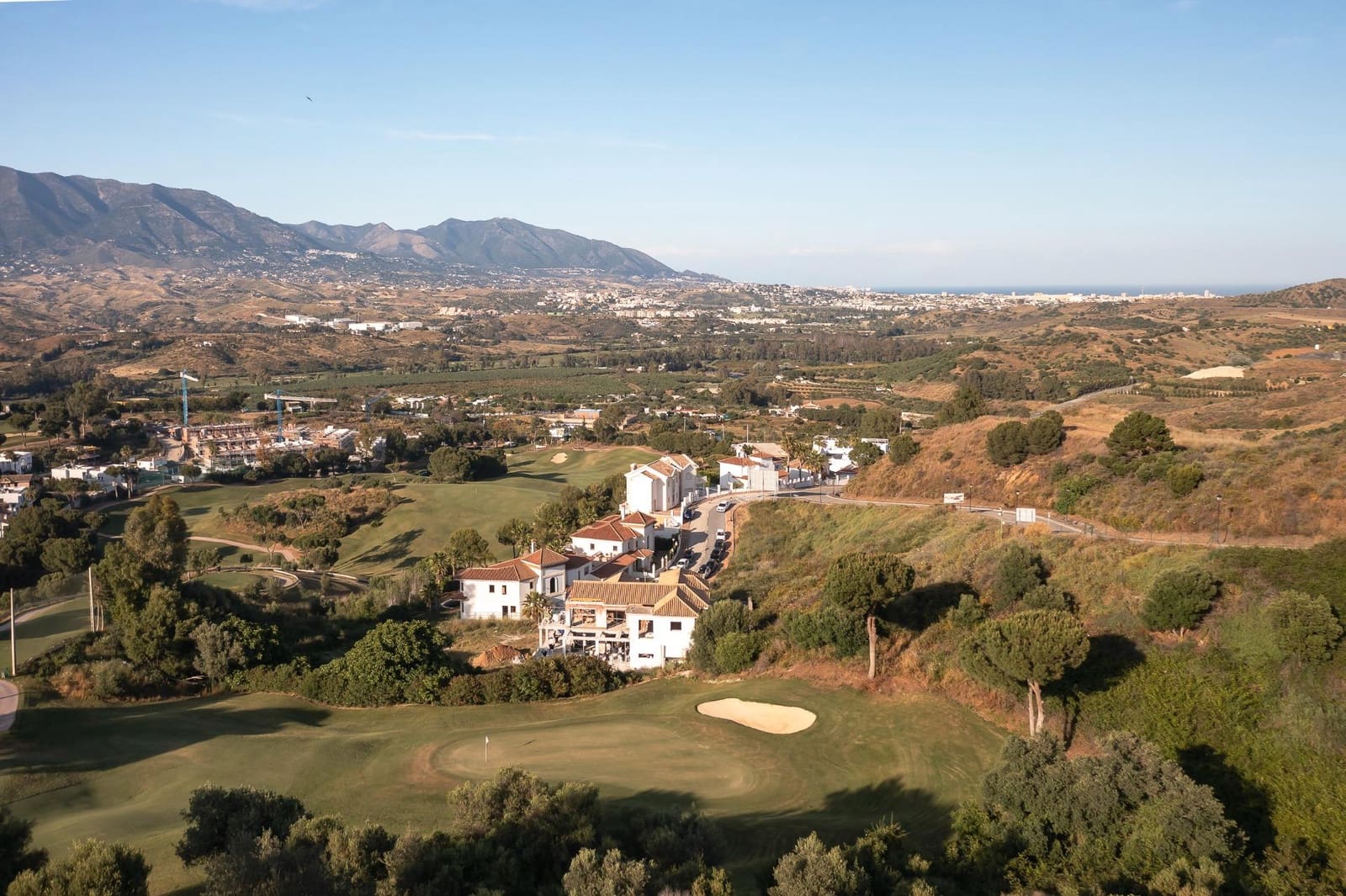 5 soverom Villa til salgs i Mijas med svømmebasseng garasje - € 1 495 000 (Ref: 8847554)