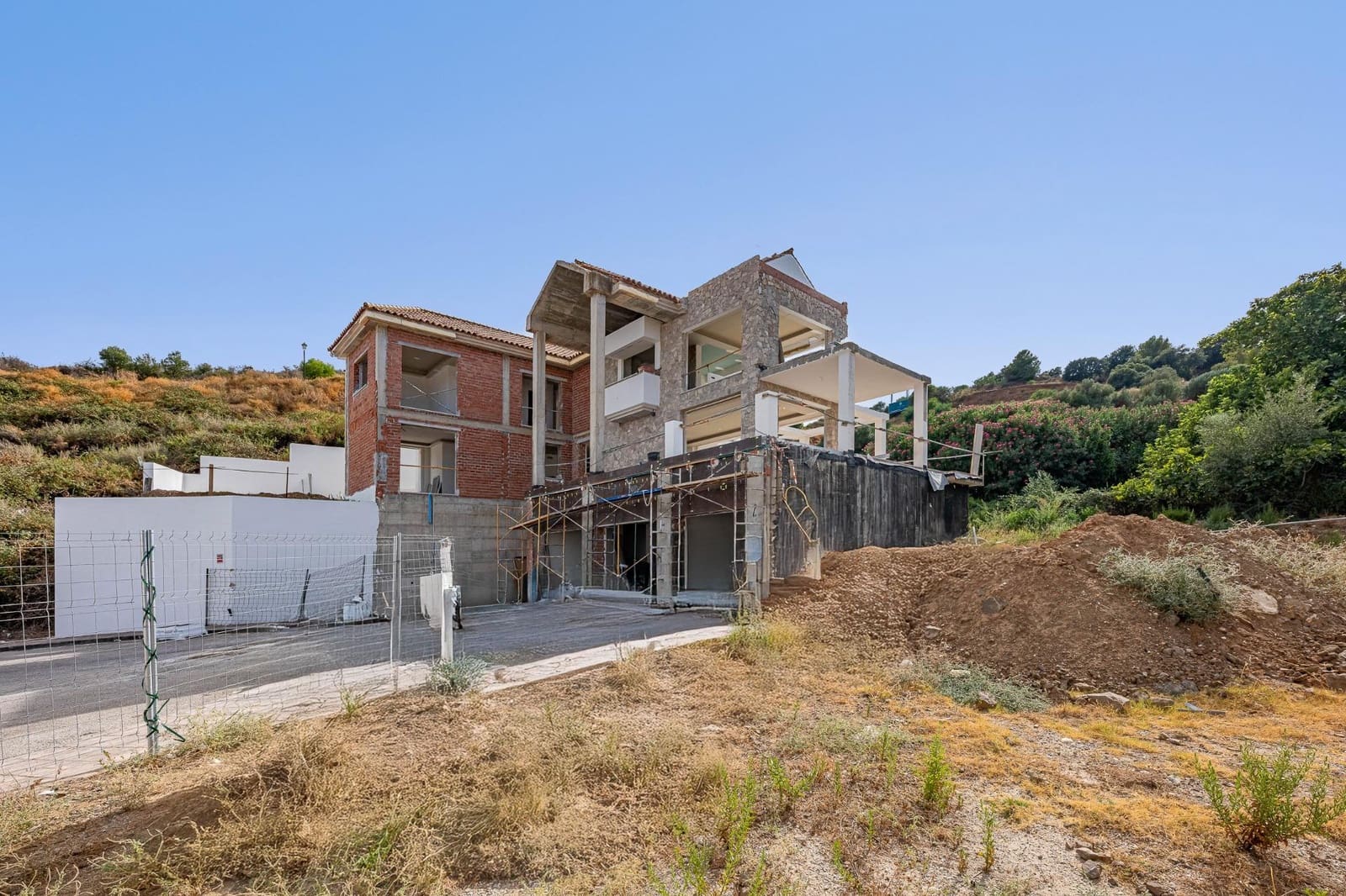 5 soverom Villa til salgs i Mijas med svømmebasseng garasje - € 1 495 000 (Ref: 8847554)