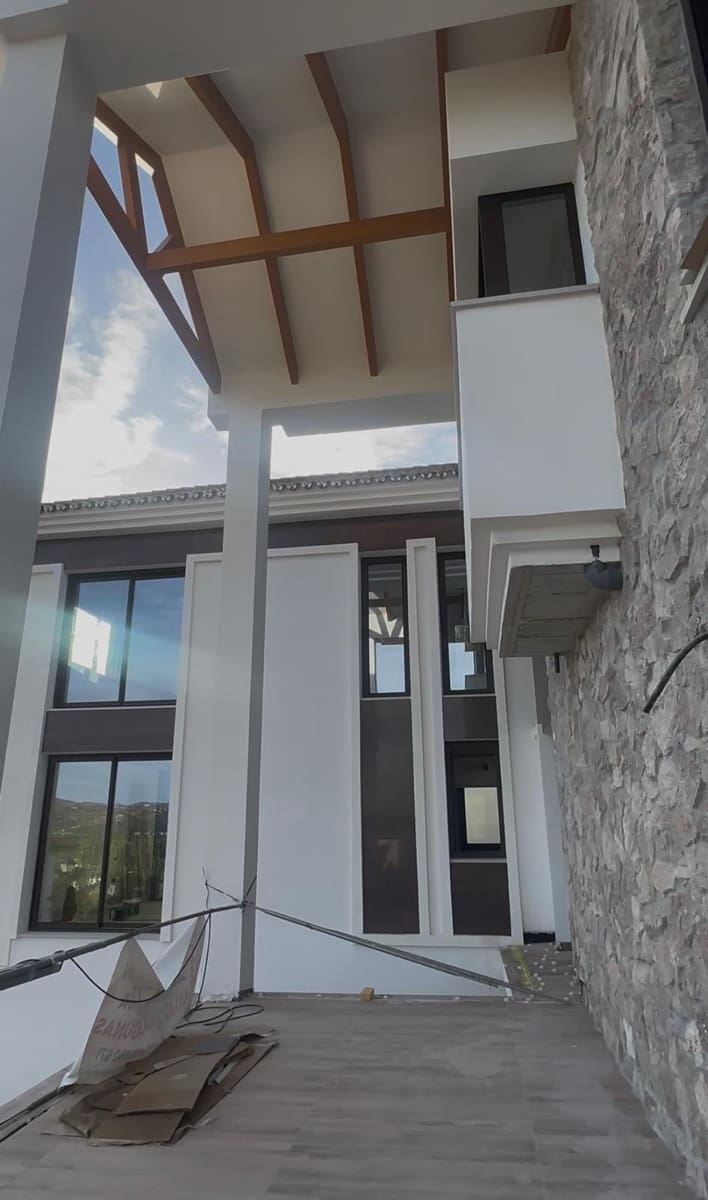 5 soveværelse Villa til salg i Mijas med swimmingpool garage - € 1.495.000 (Ref: 8847554)