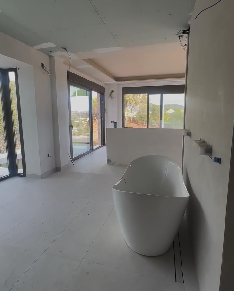 5 soveværelse Villa til salg i Mijas med swimmingpool garage - € 1.495.000 (Ref: 8847554)