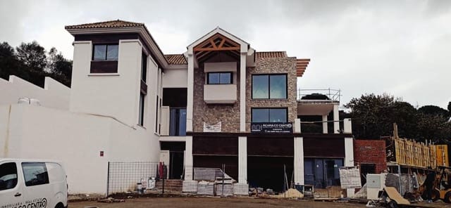 5 sypialnia Willa na sprzedaż w La Cala Golf - Lagar Martell, Mijas z basenem garażem - 1 495 000 € (Ref: 8847554)