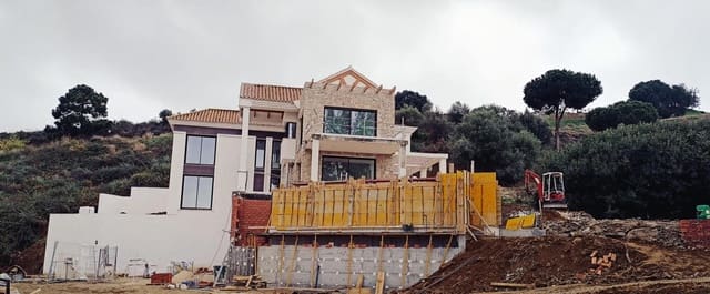 5 sypialnia Willa na sprzedaż w La Cala Golf - Lagar Martell, Mijas z basenem garażem - 1 495 000 € (Ref: 8847554)