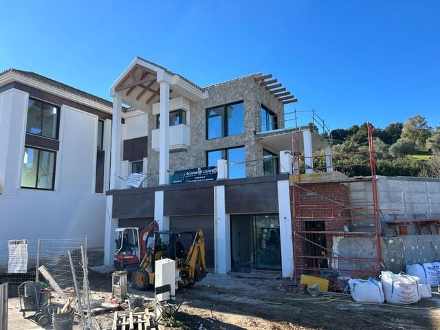 5 sypialnia Willa na sprzedaż w La Cala Golf - Lagar Martell, Mijas z basenem garażem - 1 495 000 € (Ref: 8847554)