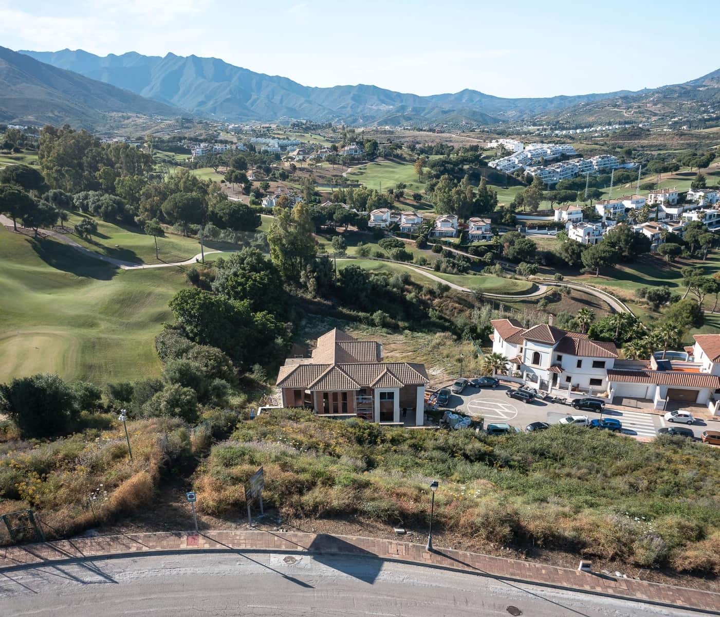 5 bedroom Villa for sale in Mijas with pool garage - € 1,495,000 (Ref: 8847554)