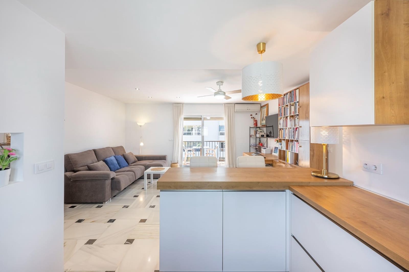 Piso de 3 habitaciones en Fuengirola en venta con garaje - 545.000 € (Ref: 8926288)