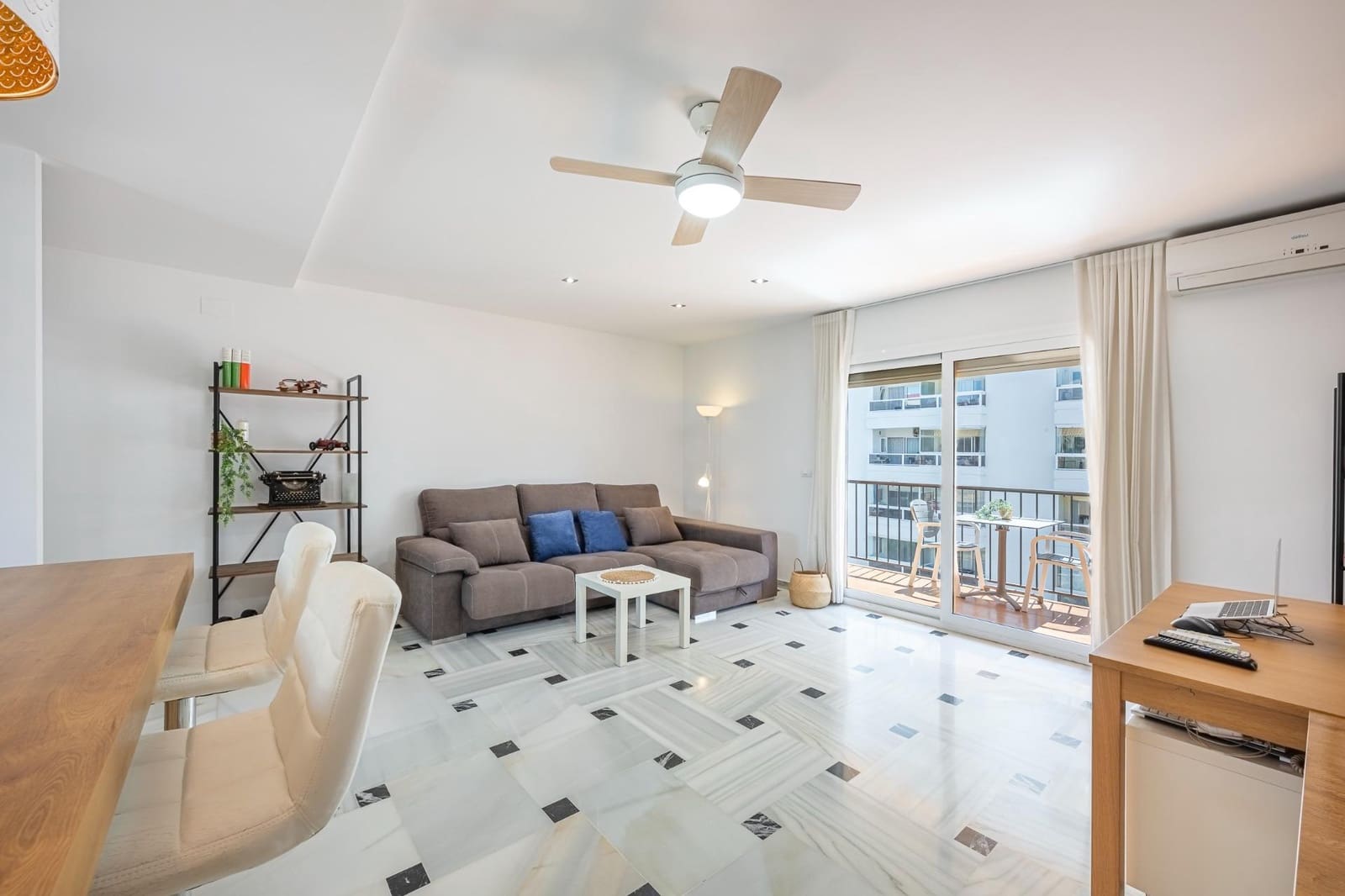 Piso de 3 habitaciones en Fuengirola en venta con garaje - 545.000 € (Ref: 8926288)