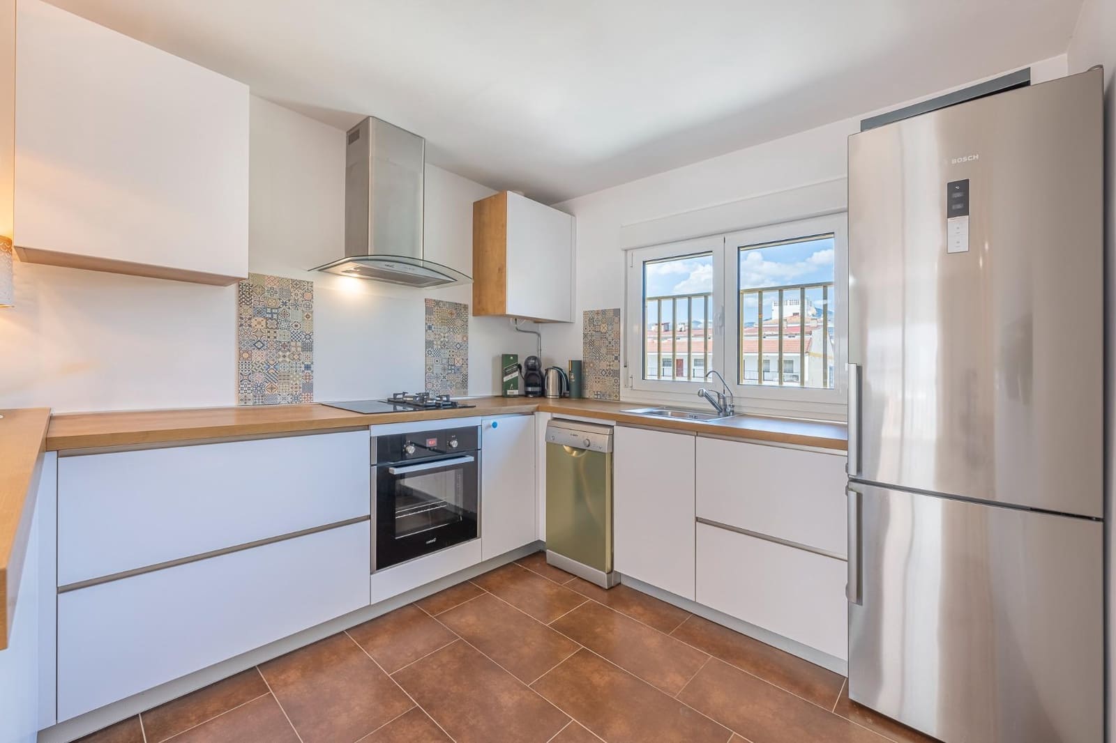 Piso de 3 habitaciones en Fuengirola en venta con garaje - 545.000 € (Ref: 8926288)