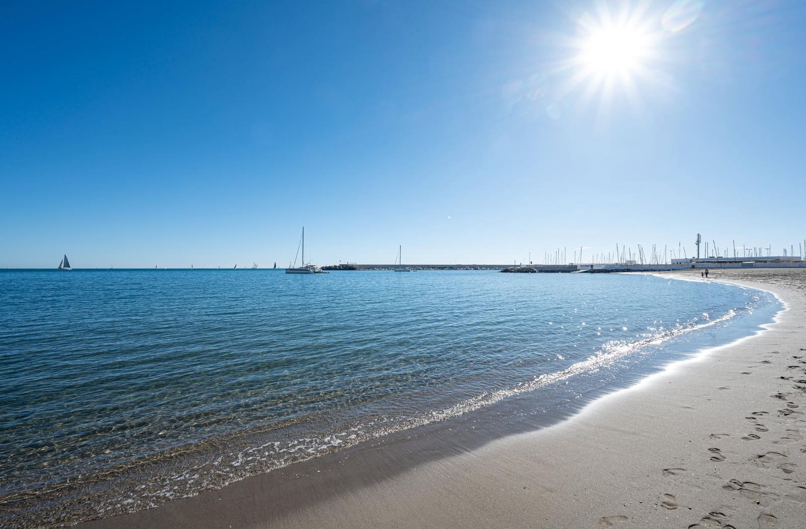 Piso de 3 habitaciones en Fuengirola en venta con garaje - 545.000 € (Ref: 8926288)