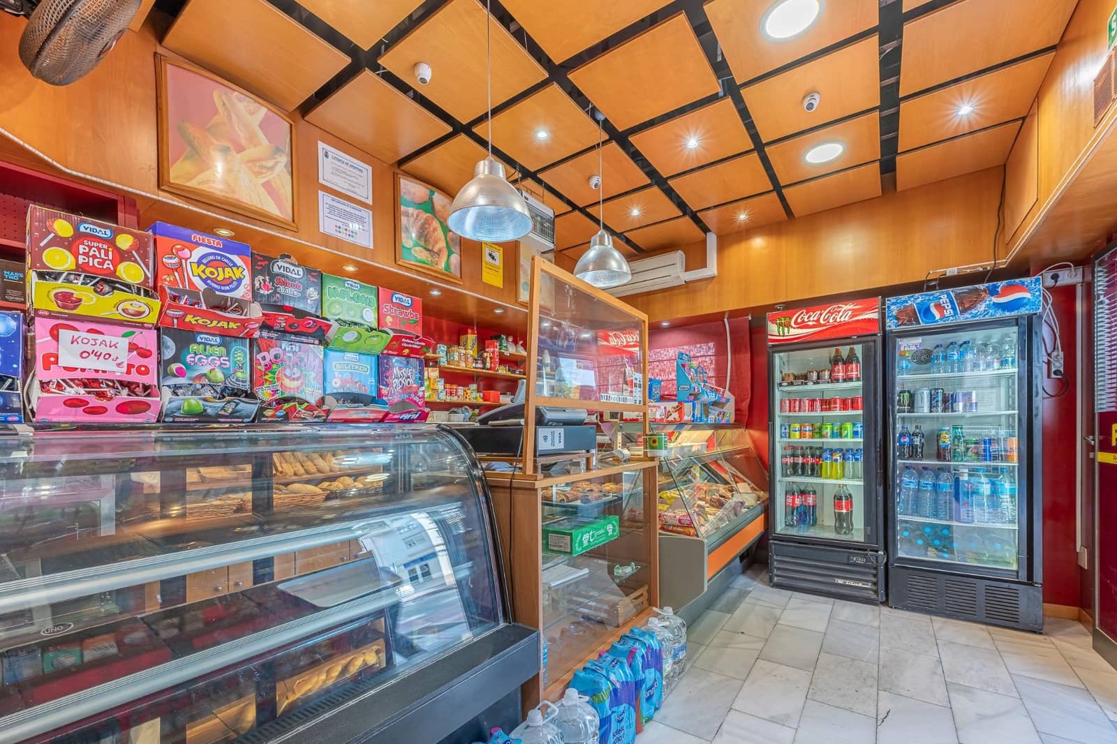 3 soverom Kommersiell til salgs i Fuengirola - € 170 000 (Ref: 8986101)