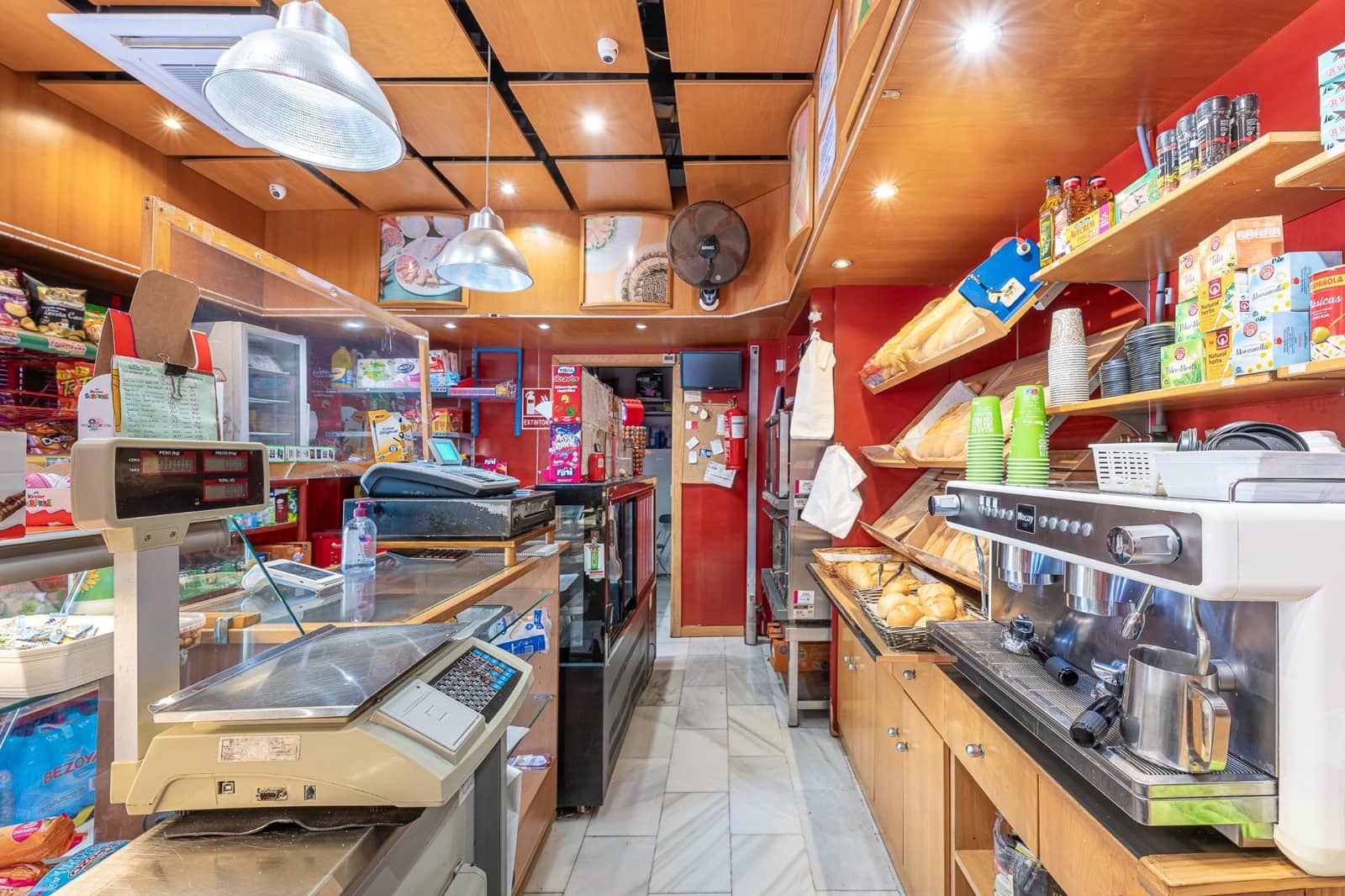 3 soverom Kommersiell til salgs i Fuengirola - € 170 000 (Ref: 8986101)